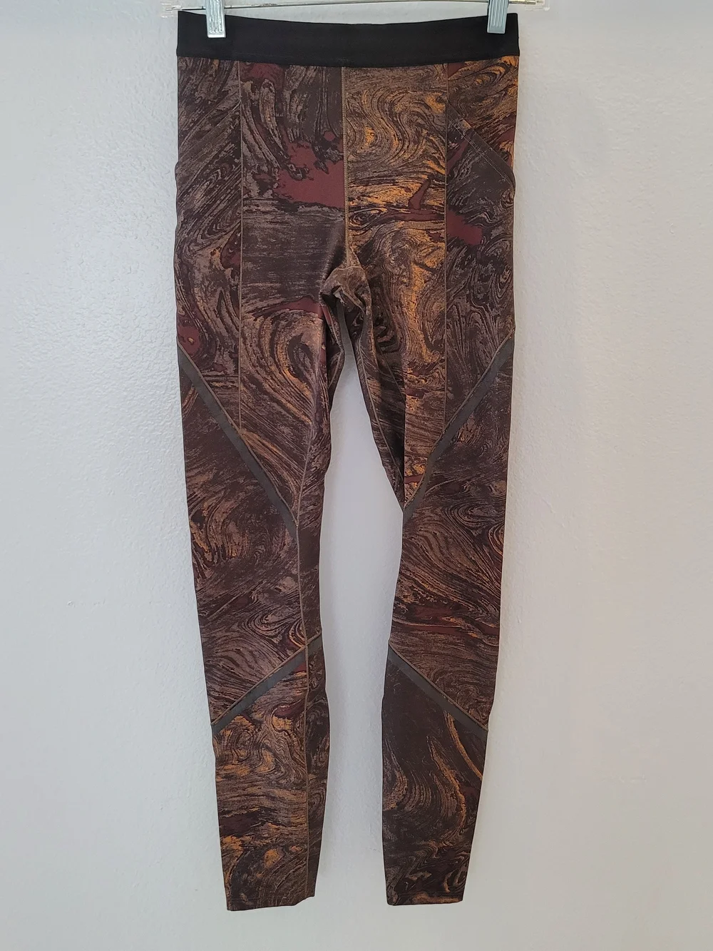 Lululemon Brown Esker Tight Reflective Stretch Sweat Wicking Leggings Womens 4